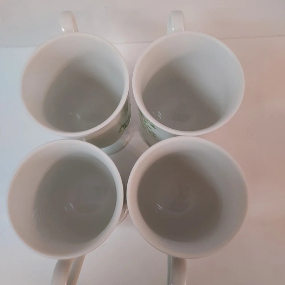 Set of 4 House of Prill Shamrock/Clover Pedestal Style Coffee Cups - Picture 7 of 8